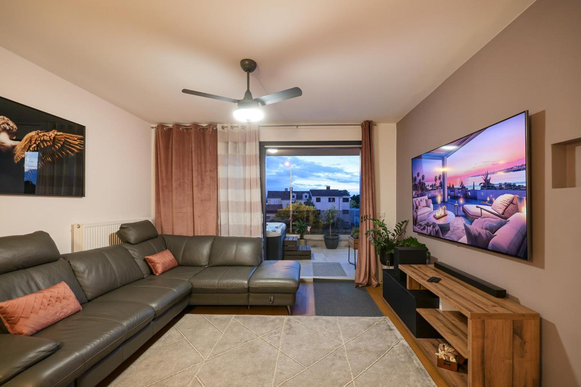 זאדאר Luma Luxury Apartment With Jacuzzi מראה חיצוני תמונה