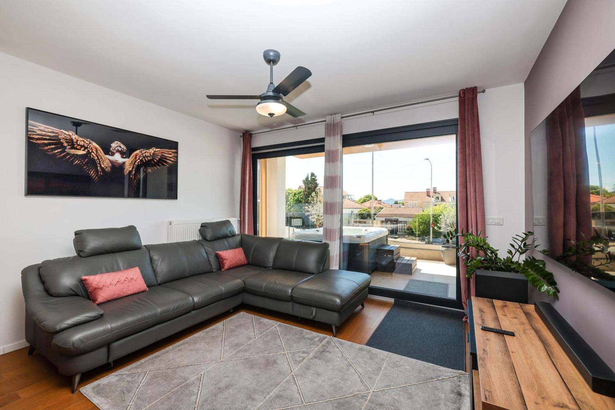 זאדאר Luma Luxury Apartment With Jacuzzi מראה חיצוני תמונה